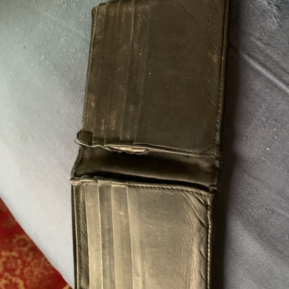 Men’s Prada Wallet - Picture 2 of 4